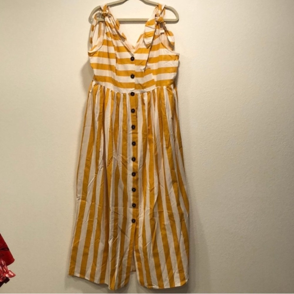 ASOS CURVE Yelow Striped Maxi Dress